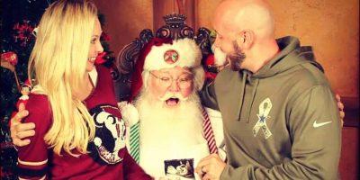 How to do the Christmas pregnancy announcement